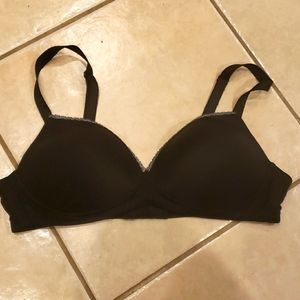 Black Maidenform Bra Size 38C